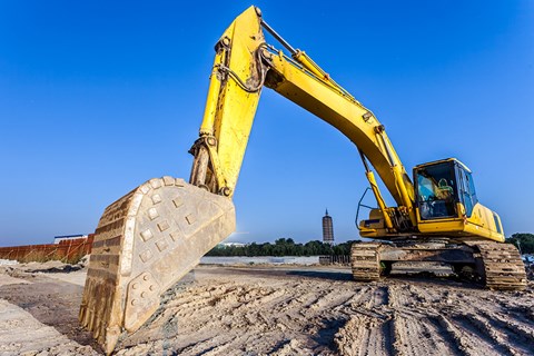 Managing the risks associated with site conditions in a construction project